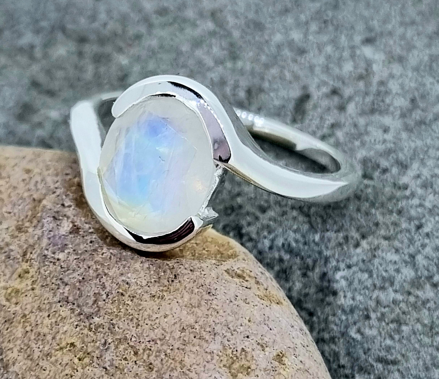 Blue Moonstone Shimmering & Engulfed In A Bed Of Sterling Silver Band Ring