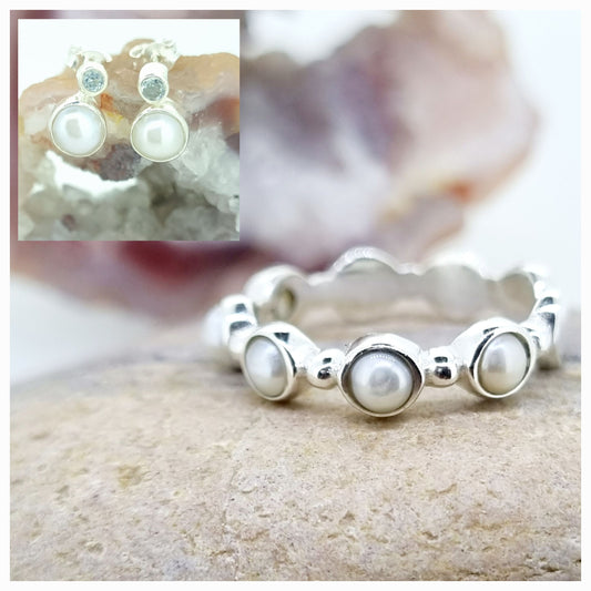 Petite South Sea Pearl 925 Sterling Silver Beaded Ring & Pearl With Blue Topaz Stud Earring