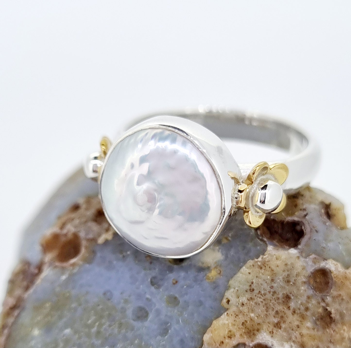 Pond Of Baroque Pearl In 925 Sterling Silver With A Splash Of Gold Ring.